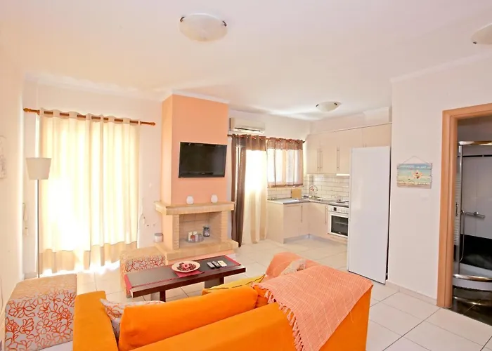 Apartment Near The Sea And The Athens Airport , Artemida
