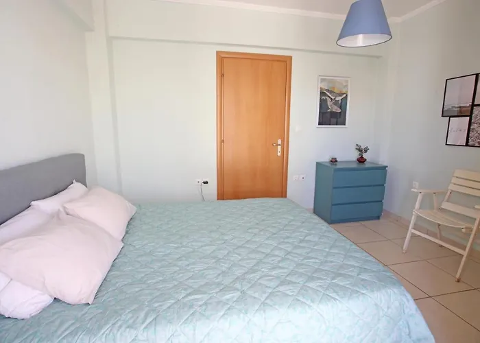 Apartment Near The Sea And The Athens Airport , Artemida