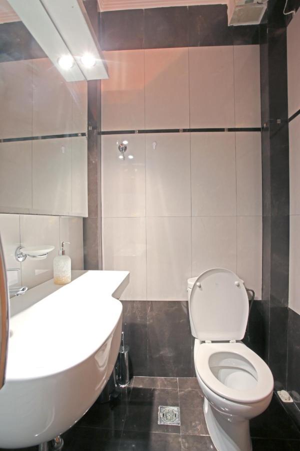 Near The Sea And The Athens Airport , Apartment *